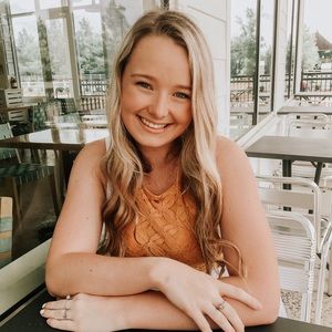 Meet your Posher, Hannah